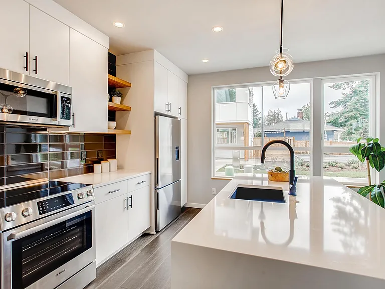 6614 SE 62nd Ave — Photo 9