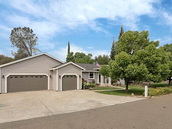2nd image of 6933 Ohana Pl