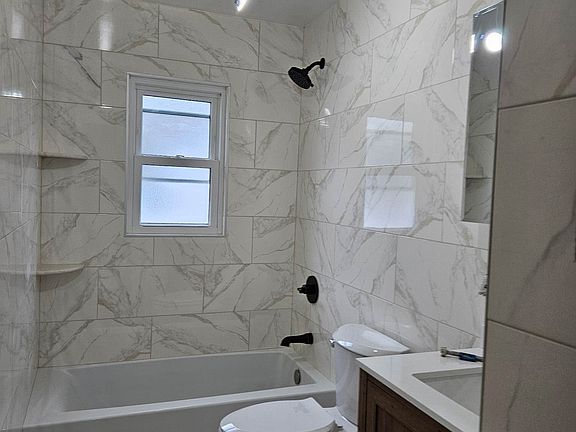 5th image of 146-26 26th Ave #1