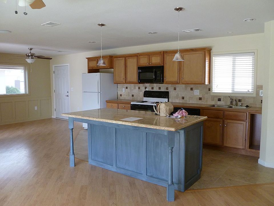 1st image of 10909 W Manzanita Dr