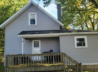 1590 Eight Mile Rd NW, Comstock Park, MI 49321