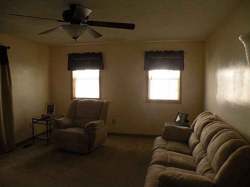 1st image of 5790 Redwood Ct