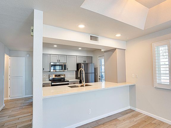 5th image of 1222 W Baseline Rd Unit 161