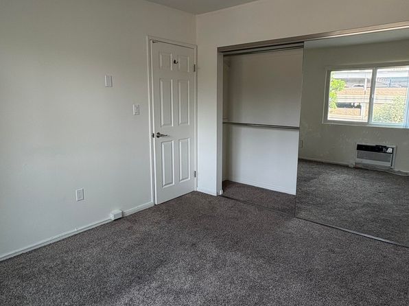 4555 Rainier Ave APT 7