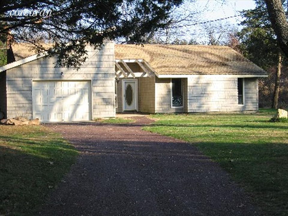 1st image of 5 East Dr