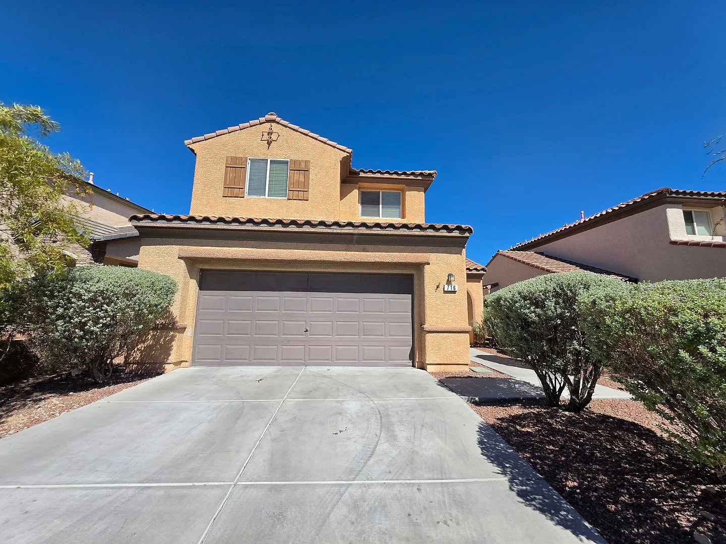 Summerlin 2 Story 3 Bedroom Home For Rent 716 Jacobs Ladder — Photo 2