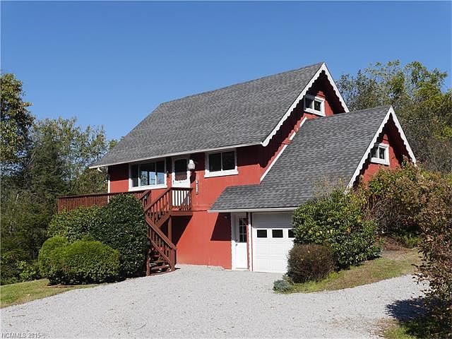 Tudor detail throughout