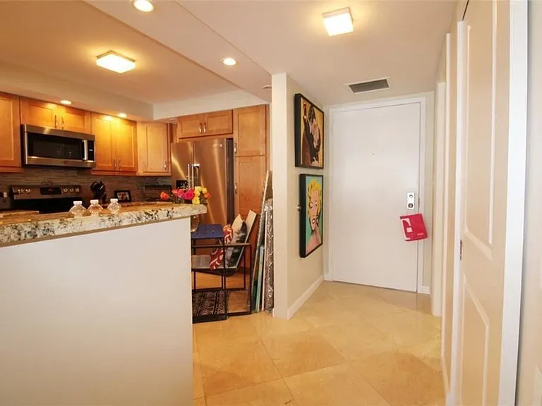 3900 Galt Ocean Dr #1004 — Photo 12