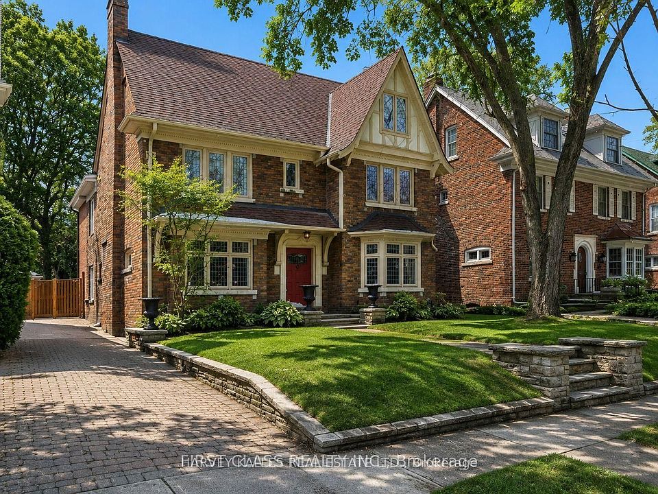1st image of 80 Douglas Dr