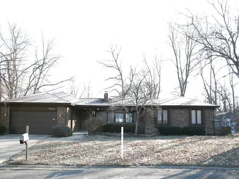 9005 Colgate St photo 1