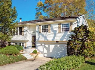 360 Hilltop Dr, Pickerington, OH 43147