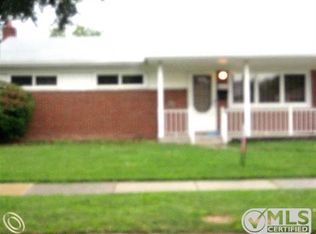 16870 May Ave, Eastpointe, MI 48021