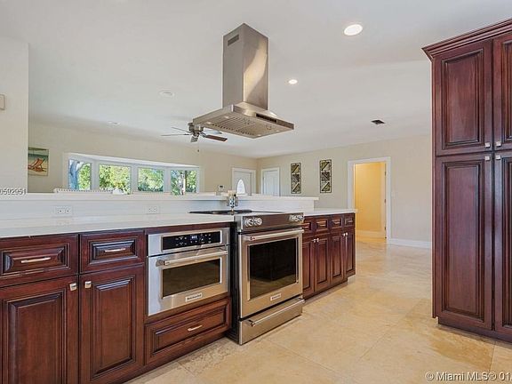 3rd image of 3741 NW 101st Ave
