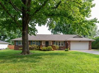 858 W Sylvania St, Springfield, MO 65807