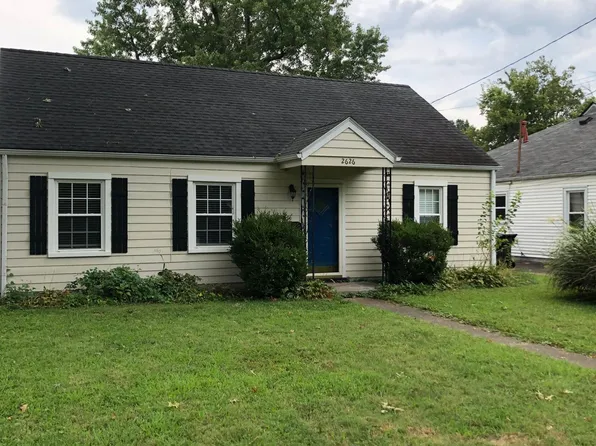 2626 Alanmede Rd, Louisville, KY 40205