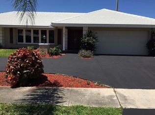 699 Apple Tree Ln, Boca Raton, FL 33486