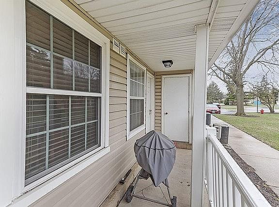 4th image of 1263 Wyndham Ln APT 104