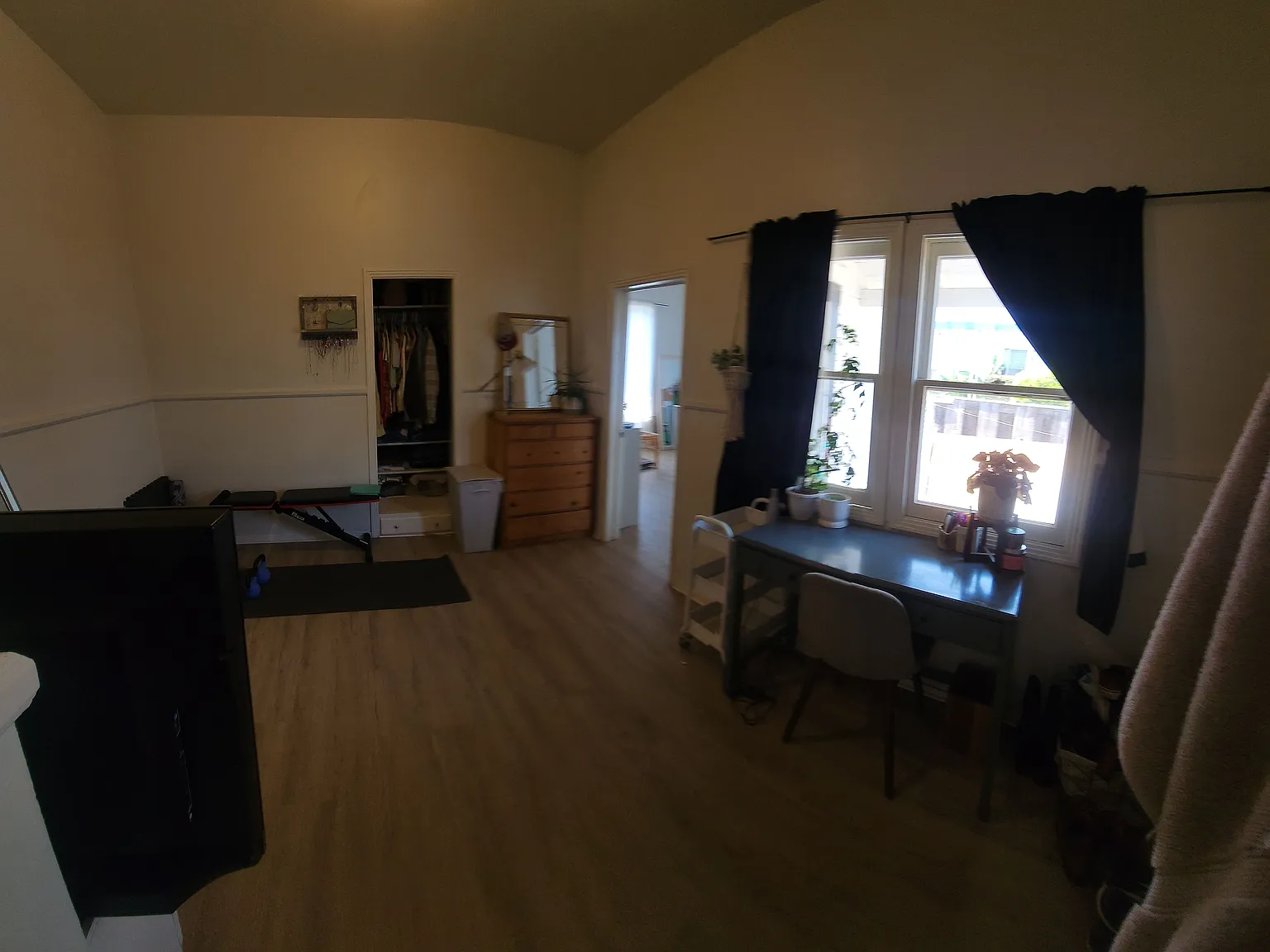 3 bed, $3,650 — Photo 2