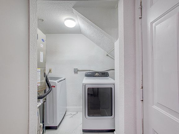 4th image of 735 SW 148th Ave APT 1701