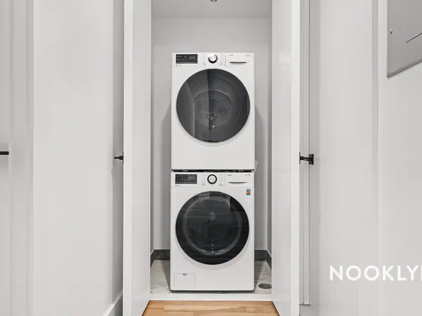 1233 Eastern Parkway image 10 of 10