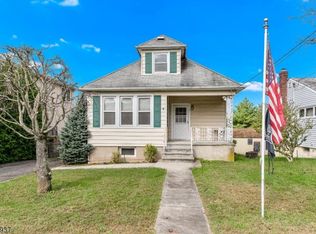 5 Roseland Ave, Totowa, NJ 07512