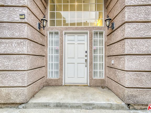 2nd image of 1249 1/2 N Stimson Ave