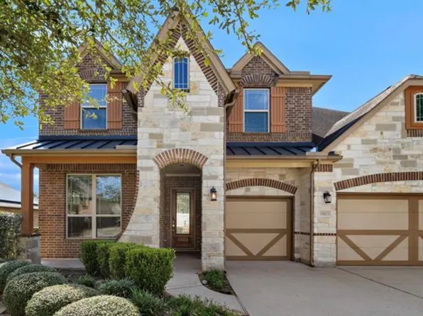 15823 Pine Country Blvd, Tomball, TX 77377