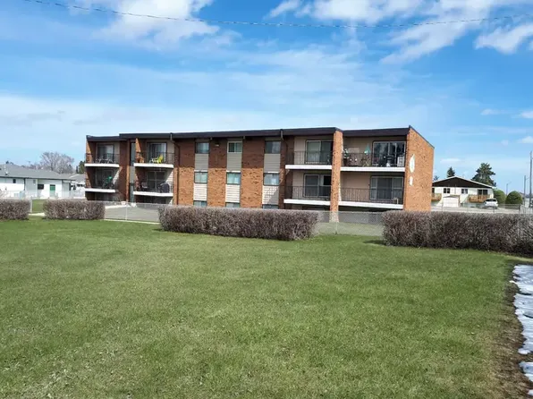 4820 46th St #303, Innisfail, AB T4G 1B9