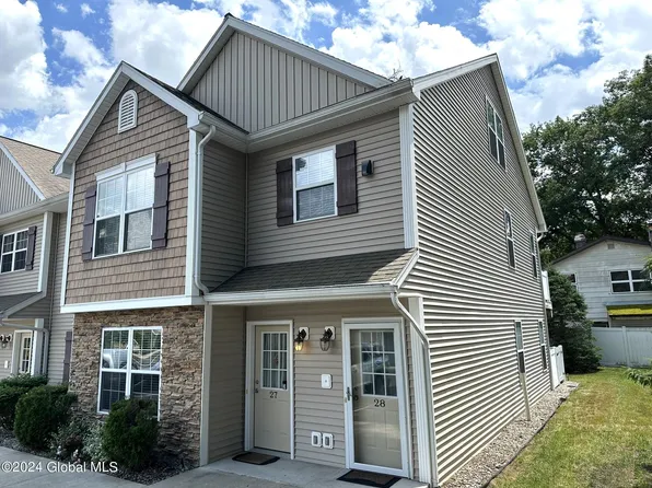 2000 Curry Road #28, Rotterdam, NY 12303