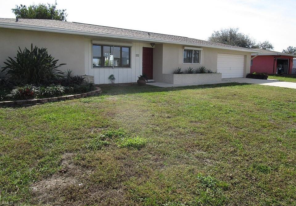 1st image of 222 S Lake Dr