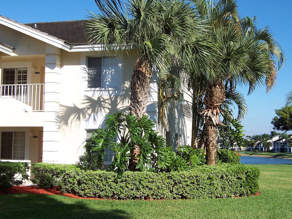 Front View of Condo