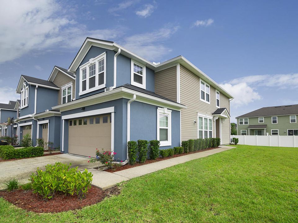 1st image of 647 Grover Ln