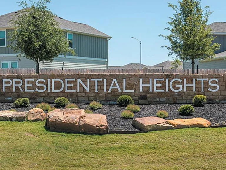 19217 Nathan Scott Way — Photo 31