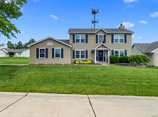 106 Meadowdale Ct, Saint Charles, MO