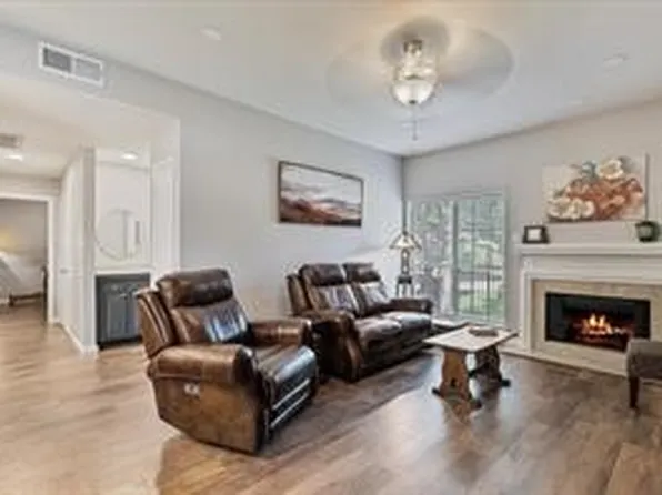 8601 Park Ln APT 323, Dallas, TX 75231