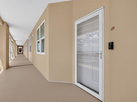 5th image of 80 SURFVIEW DRIVE #809