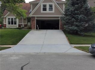 17611 W 113th Ter, Olathe, KS 66061