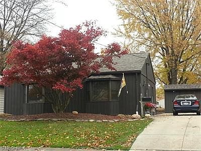 1st image of 25 Ledgewood Dr