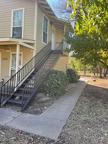 505 N 8th St #A Photo 1 505 N 8th St #A Photo 1