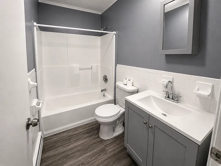 34 Royal Oak Dr #7 — Photo 5