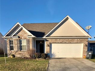1774 Buckeye Ct, Greenwood, IN