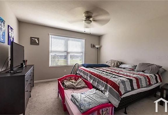4th image of 7110 Grand Elm Dr
