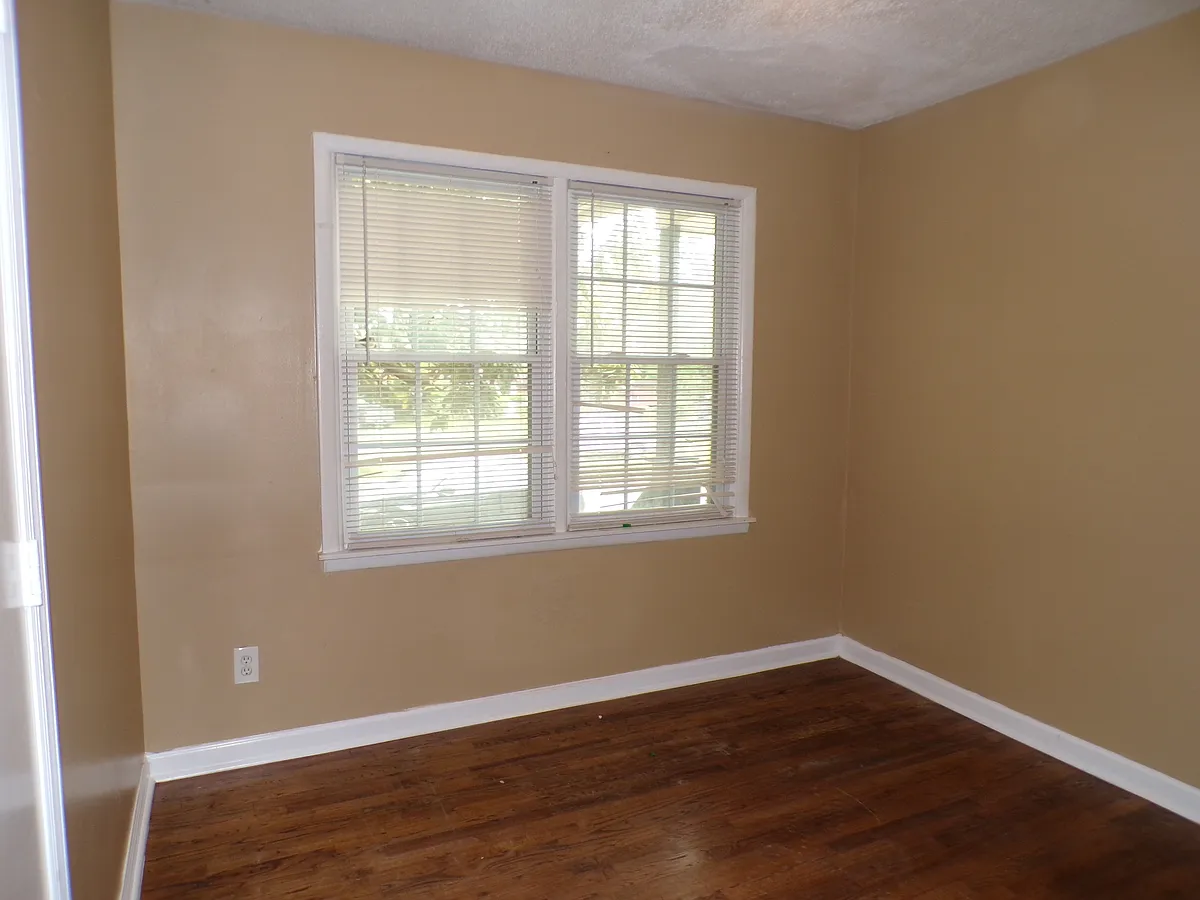 Building Photo - 160 Ohio Cir