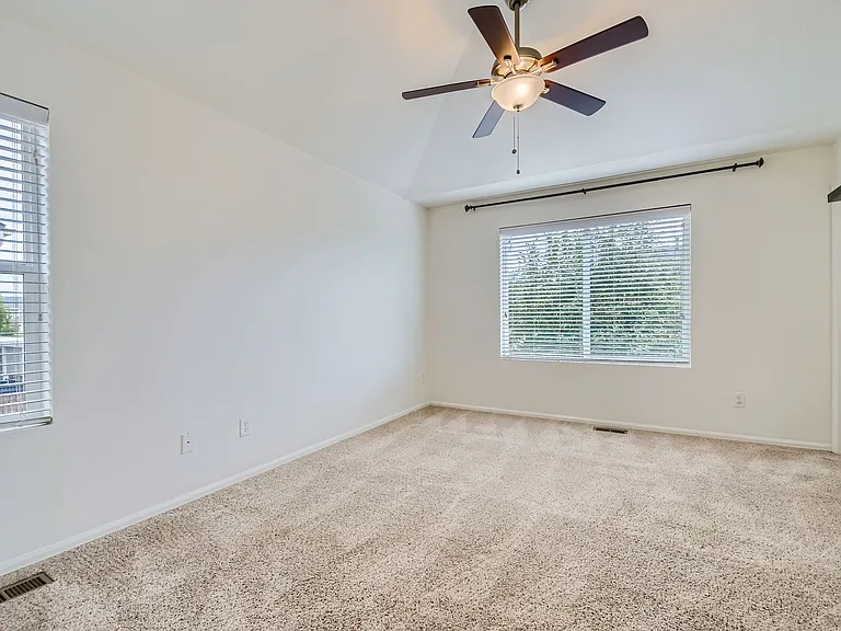 13000 Tamarac St — Photo 18