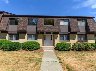 310 Cherry Hill Dr, Poughkeepsie, NY 12603