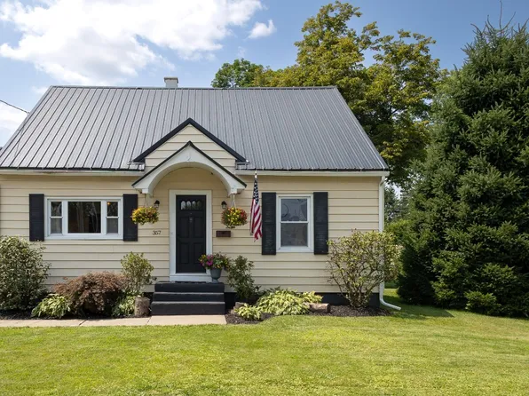 357 Oak St, Vestal, NY 13850