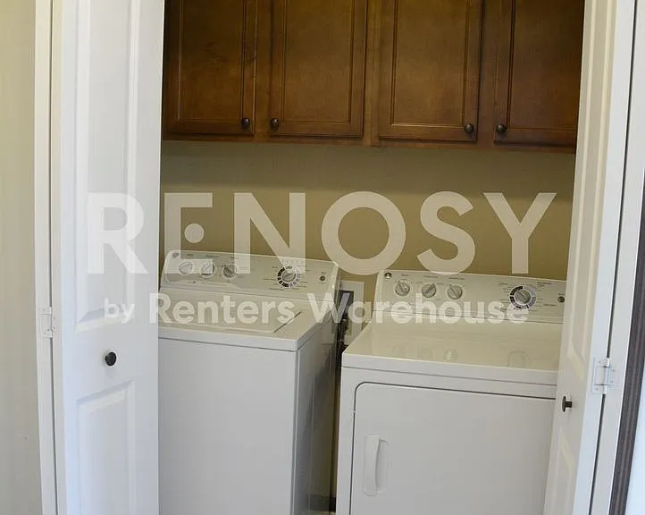 9580 Madison Dr #1 — Photo 4