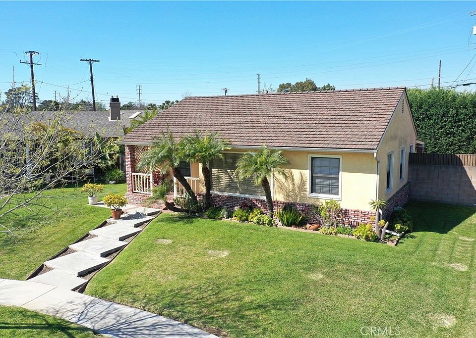 1st image of 4855 Faust Ave