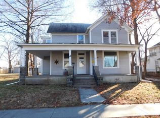 419 W Walnut St, Nevada, MO 64772