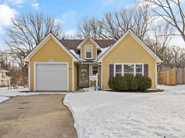 8505A Greenwood Rd, Kansas City, MO 64138